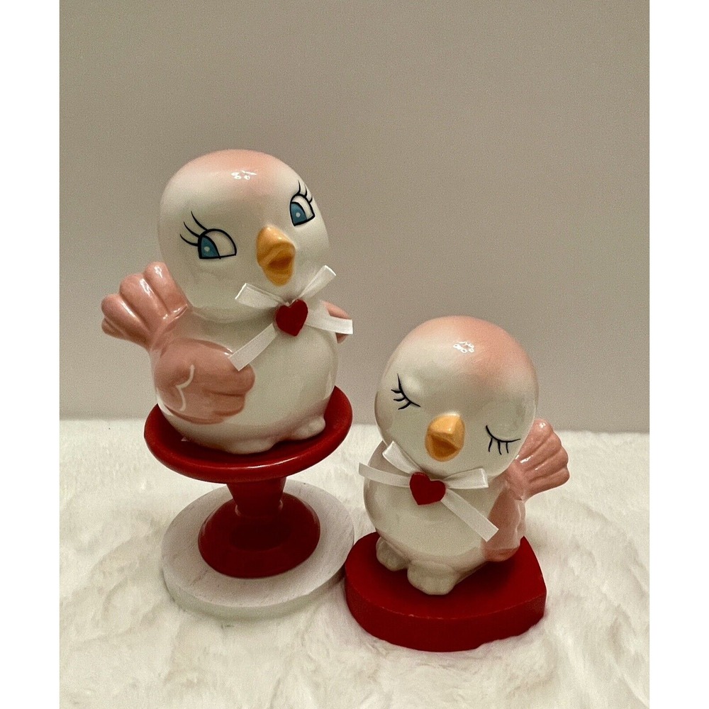 New Set of 2 Pink Retro Bird Ceramic Love Bird Valentines‎ Lovebirds Pastel